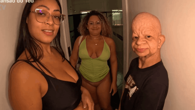 Bruno Diferente porno conhece Isa Moura na Mansão do Ted